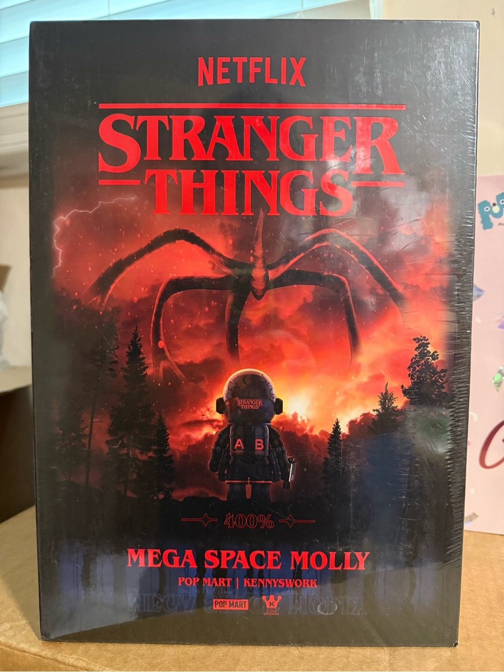 Mega Space Molly 400% Stranger Things